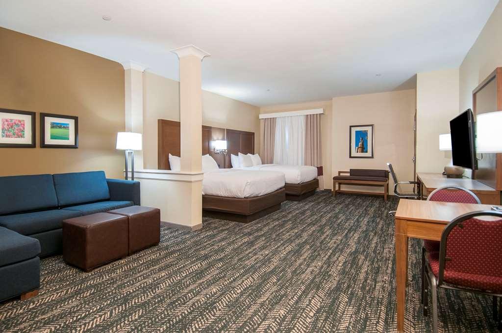 Comfort Inn & Suites Downtown Near University Tuscaloosa Room photo