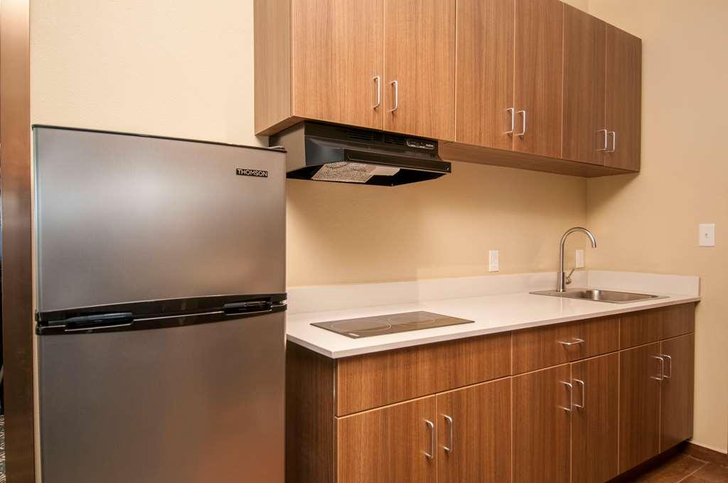 Comfort Inn & Suites Downtown Near University Tuscaloosa Room photo